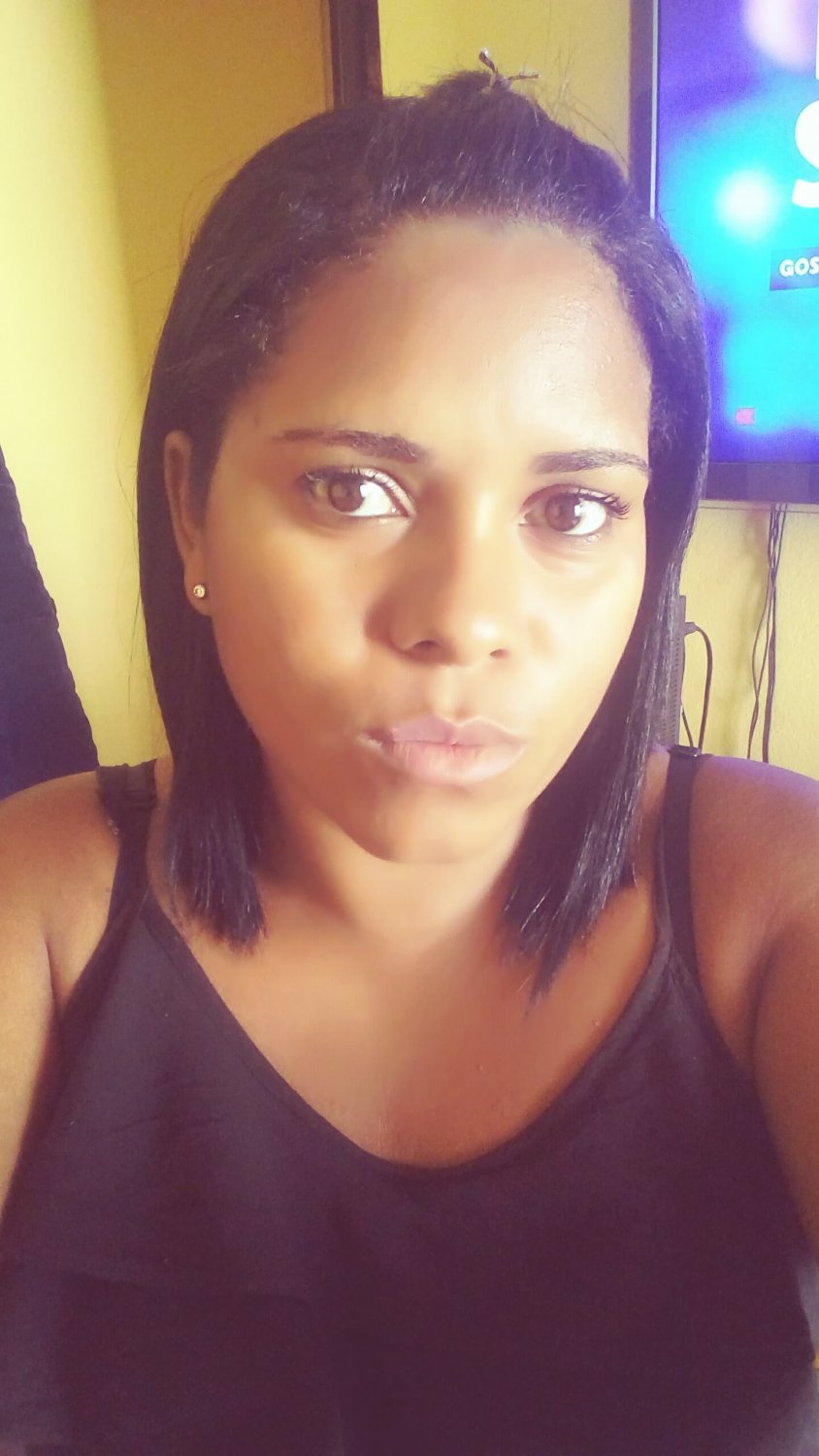 Morena brincando com a xoxota #19R955tg