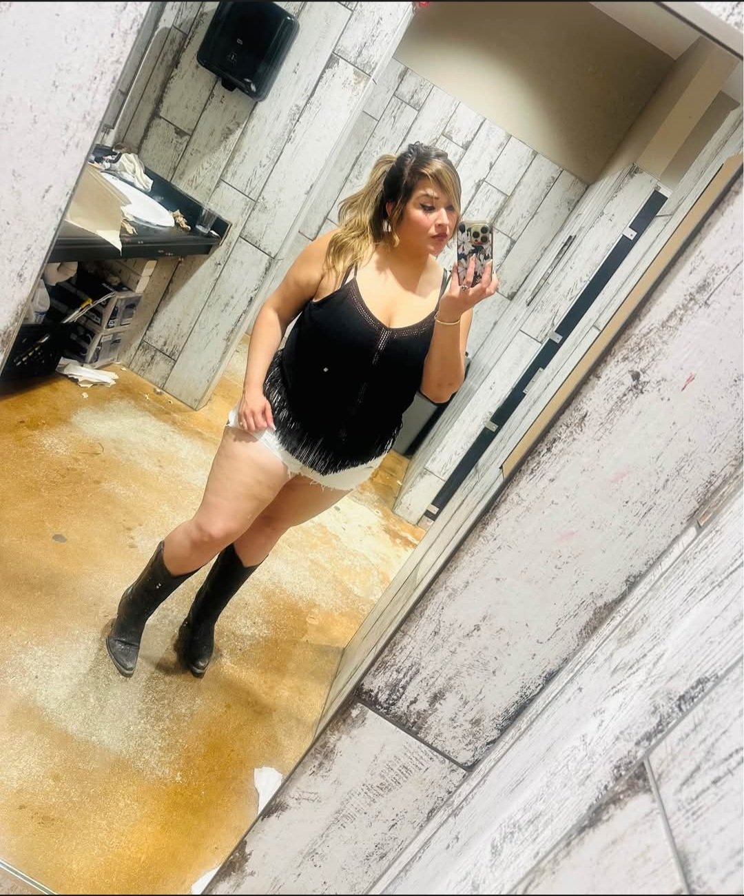 Anymore of this thick SATX casting couch Latina MILF? #PCEP4r8n