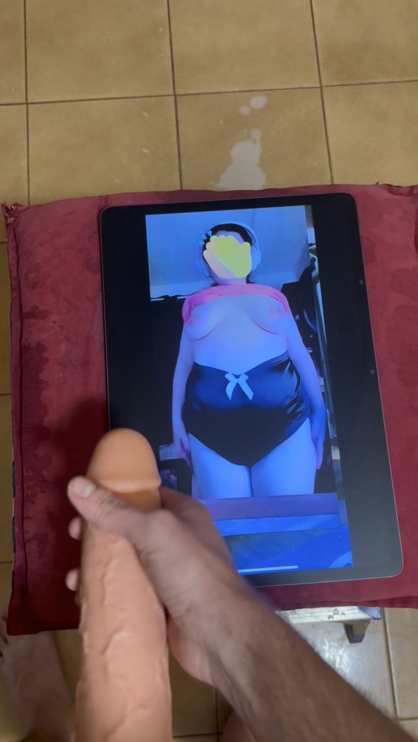 Pawg hot girl cum tribute (fake cock) (request) #RzSimEWS